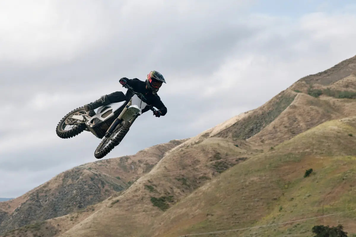 Josh Hill on the 805 RX