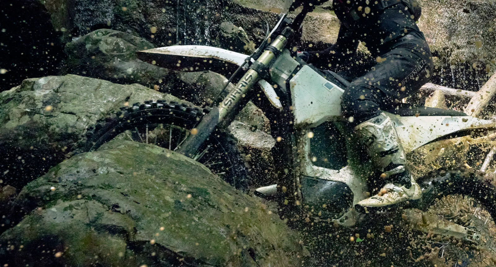 Sirris suspension